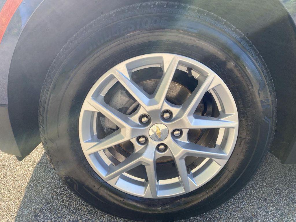 used 2022 Chevrolet Equinox car, priced at $22,999
