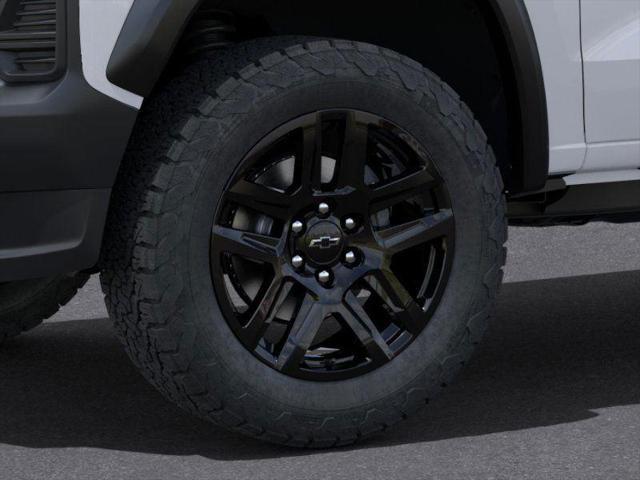 new 2025 Chevrolet Colorado car, priced at $45,495