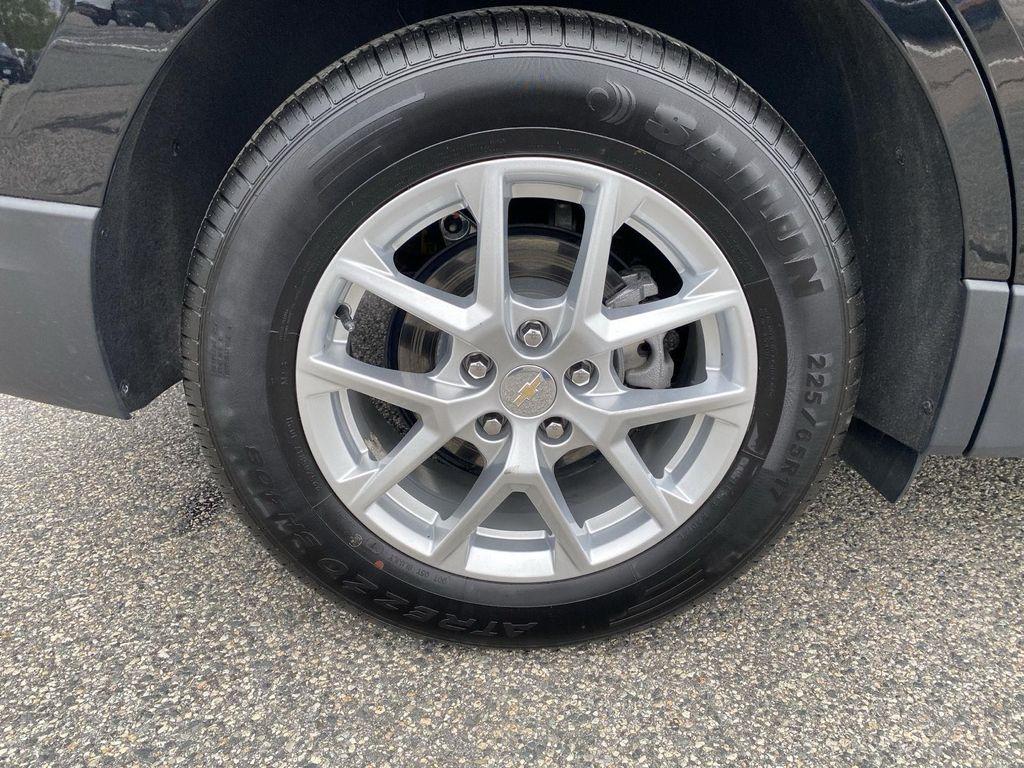 used 2024 Chevrolet Equinox car, priced at $24,499