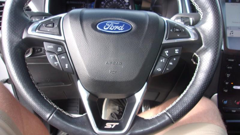 used 2019 Ford Edge car, priced at $21,995