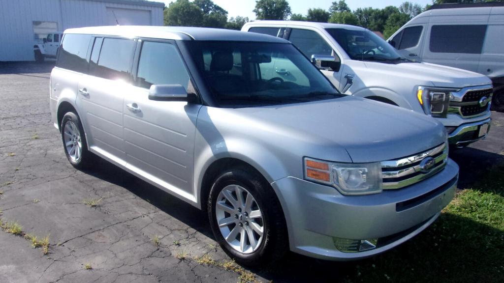 used 2009 Ford Flex car, priced at $5,995