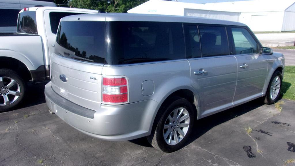 used 2009 Ford Flex car, priced at $5,995
