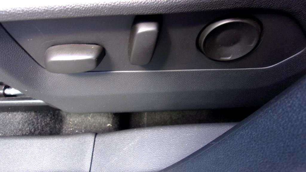 used 2024 Buick Envision car, priced at $34,995