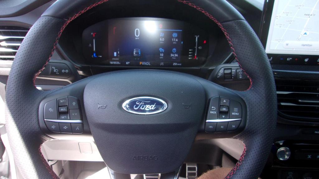 used 2023 Ford Escape car, priced at $28,995