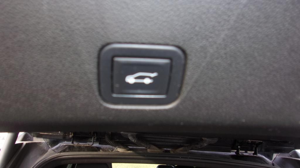 used 2022 Chevrolet Suburban car, priced at $56,995