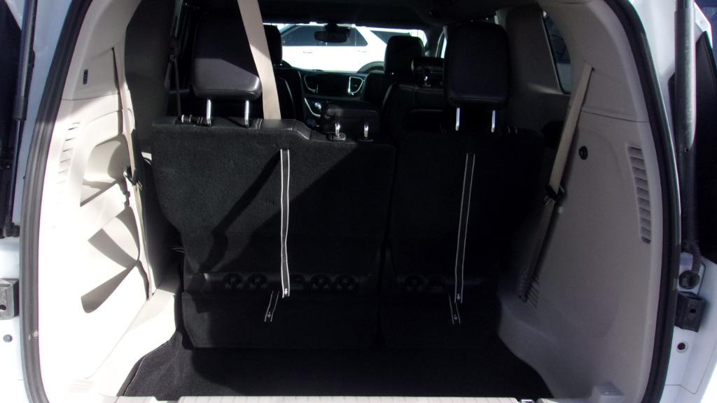 used 2022 Chrysler Pacifica car, priced at $21,995