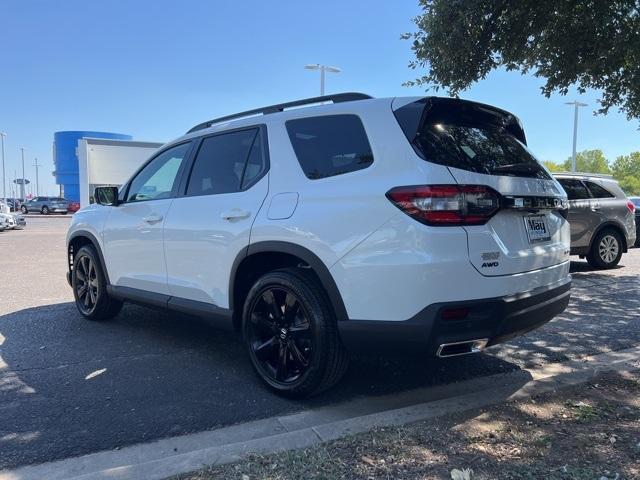 new 2025 Honda Pilot car, priced at $56,430