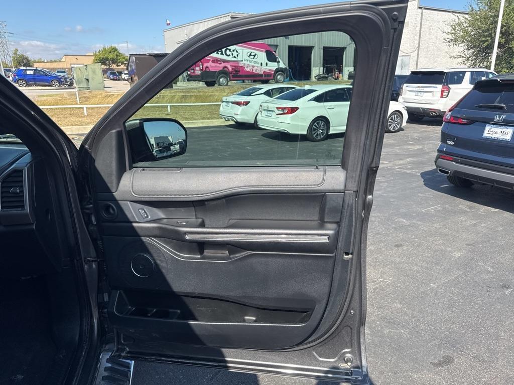 used 2019 Ford Expedition Max car, priced at $25,861