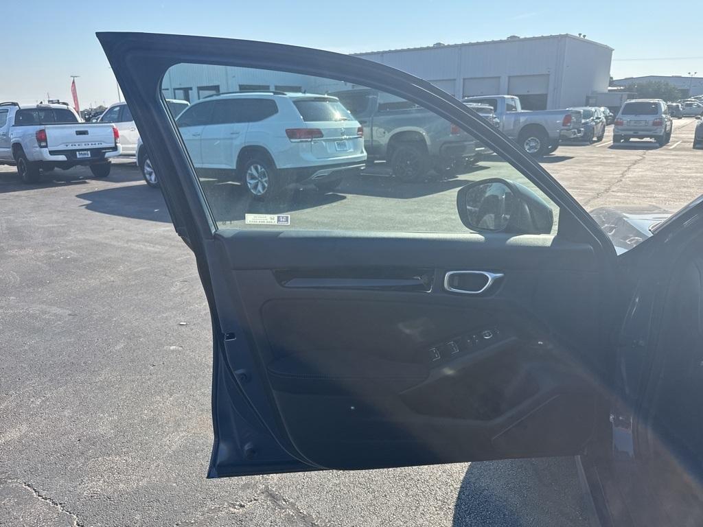 new 2026 Honda Civic Hybrid car, priced at $30,445