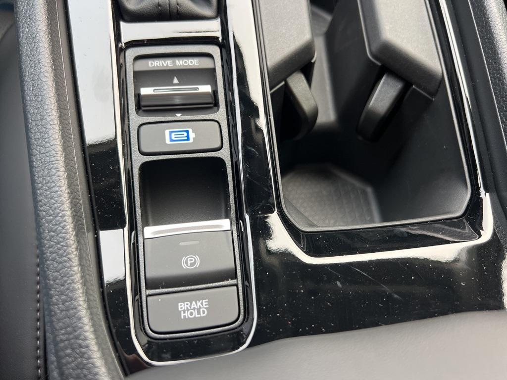 new 2025 Honda Accord Hybrid car, priced at $36,590