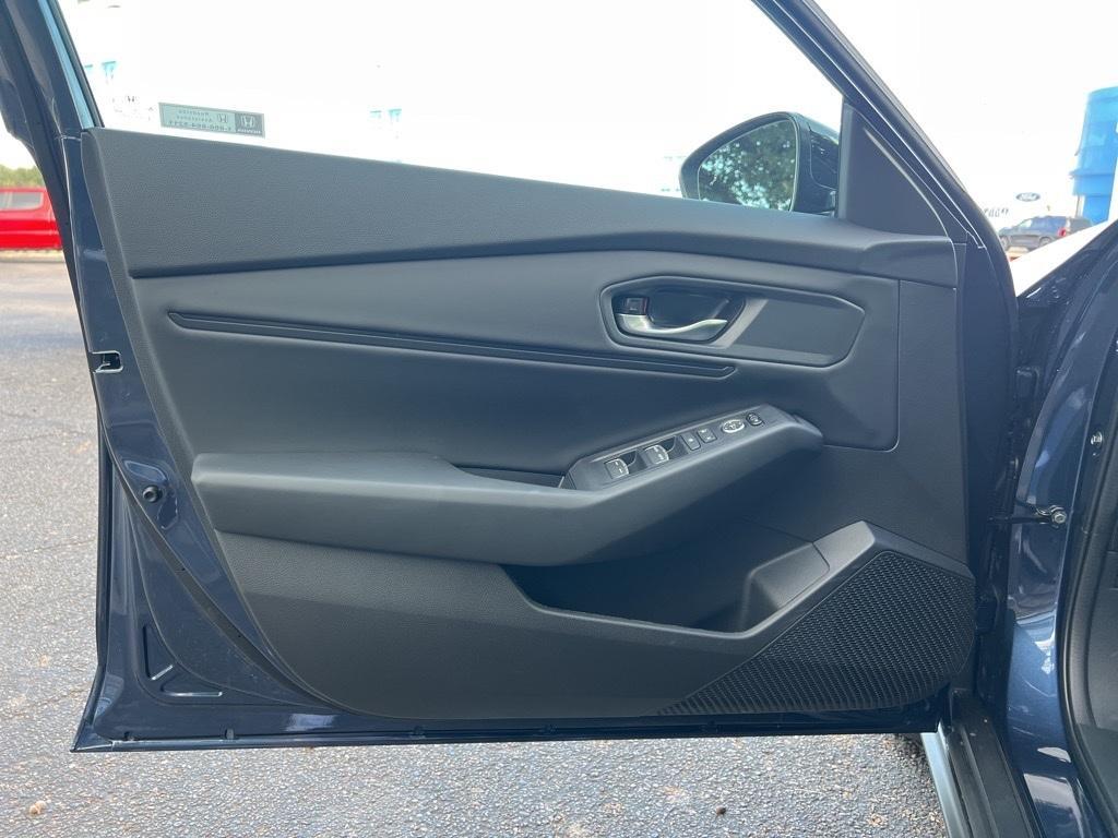 new 2025 Honda Accord car, priced at $32,010
