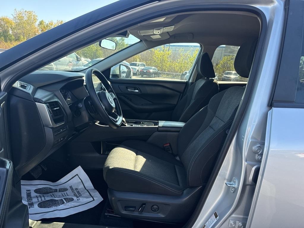 used 2024 Nissan Rogue car, priced at $22,599