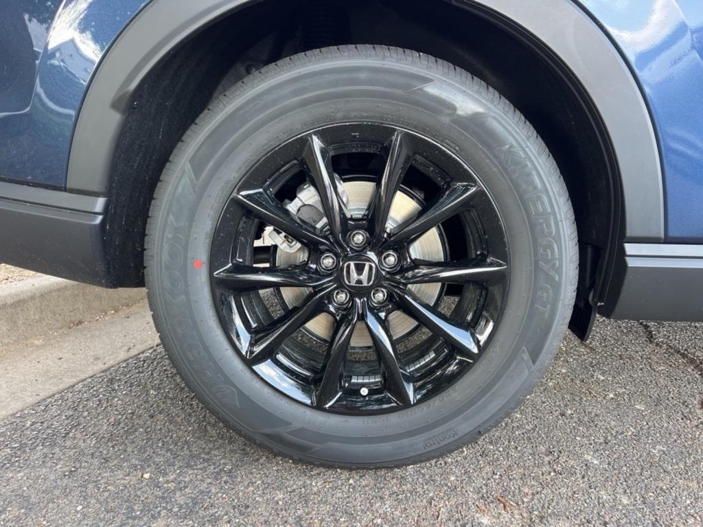 new 2026 Honda CR-V Hybrid car, priced at $40,175