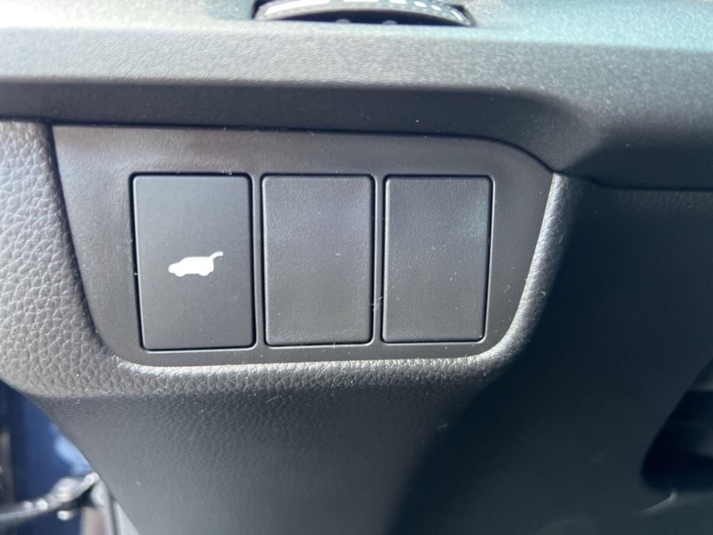 new 2026 Honda CR-V Hybrid car, priced at $40,175