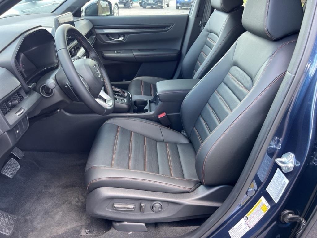 new 2026 Honda CR-V Hybrid car, priced at $40,175
