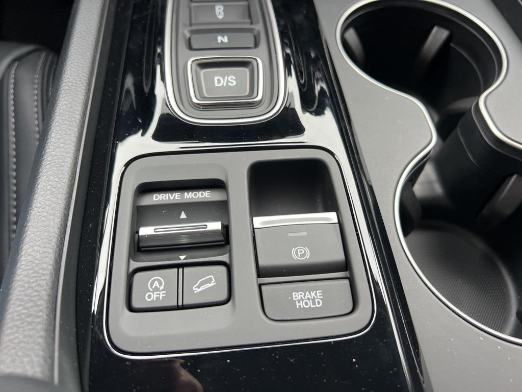 new 2025 Honda Pilot car, priced at $46,005