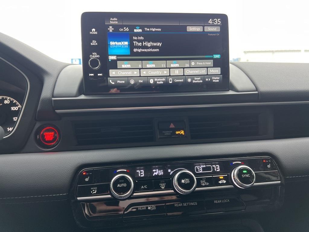 new 2025 Honda Pilot car, priced at $46,005