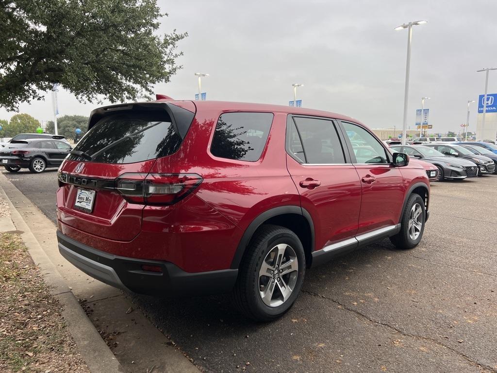 new 2025 Honda Pilot car, priced at $46,005