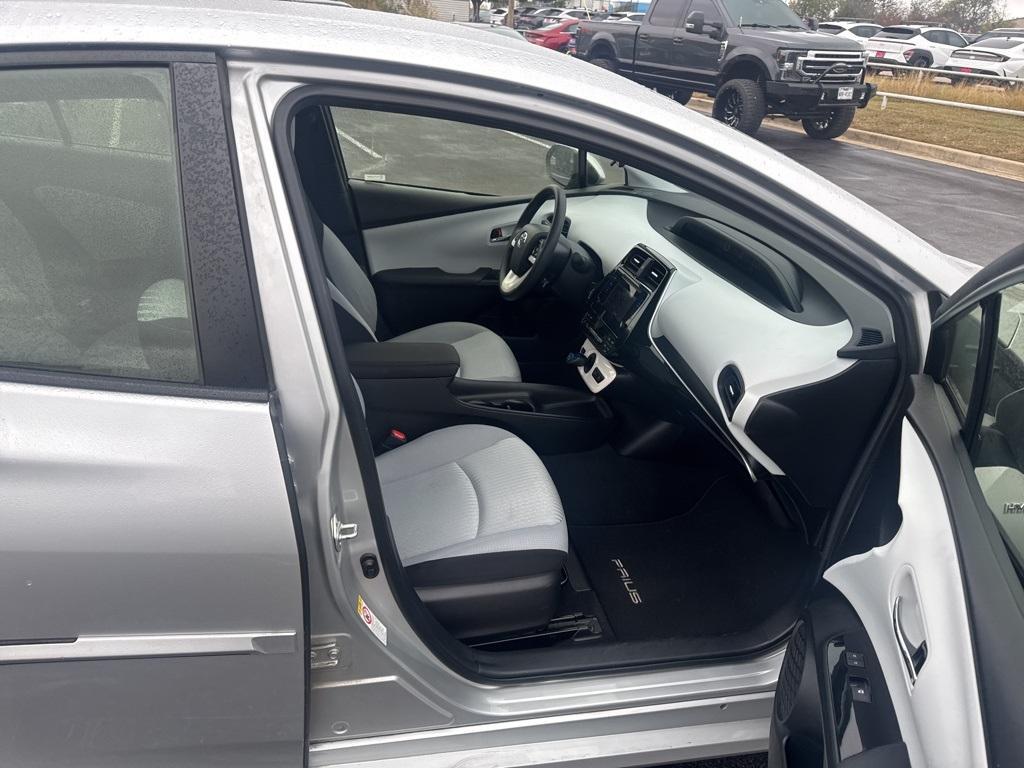 used 2017 Toyota Prius car, priced at $19,258