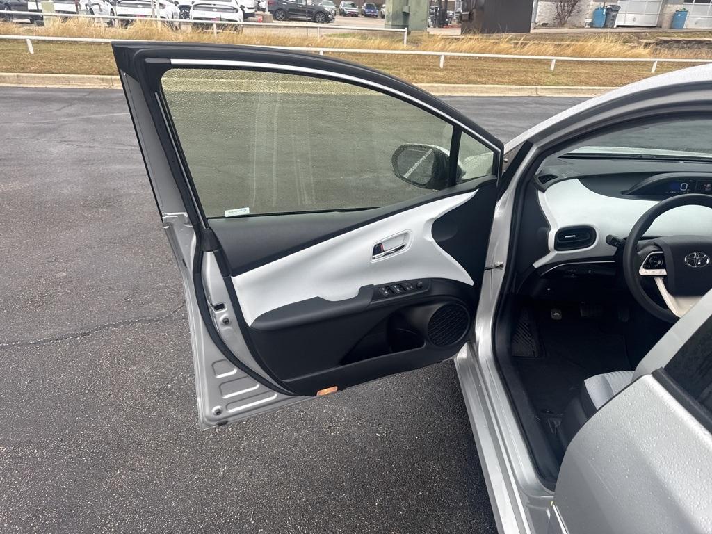used 2017 Toyota Prius car, priced at $19,258