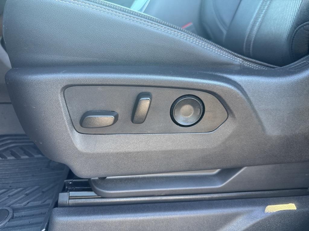 used 2024 Chevrolet Silverado 1500 car, priced at $55,994