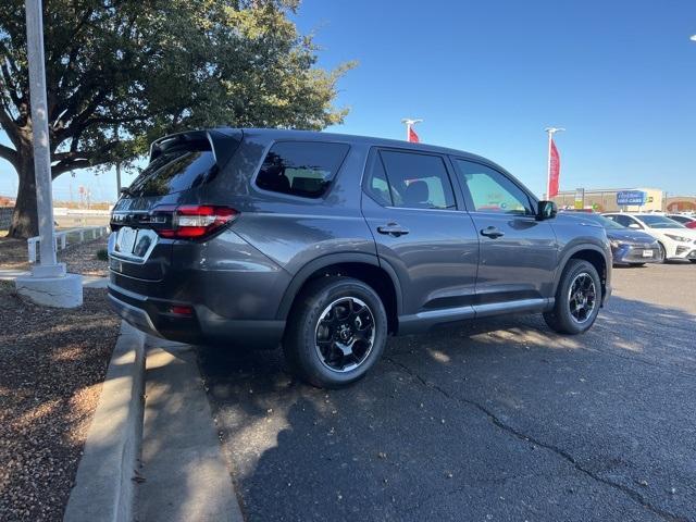 new 2025 Honda Pilot car, priced at $48,895