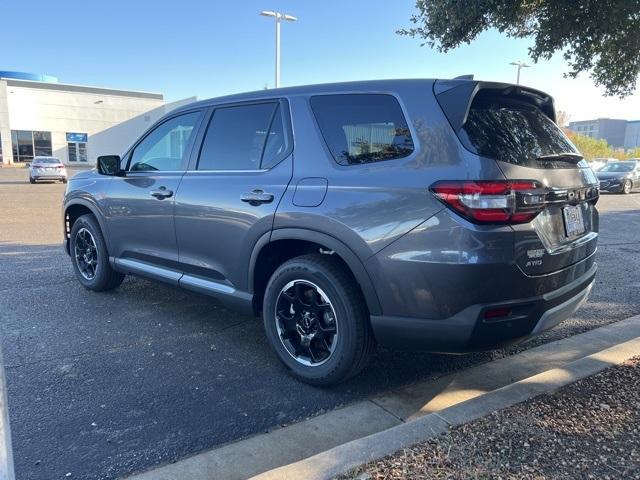 new 2025 Honda Pilot car, priced at $48,895