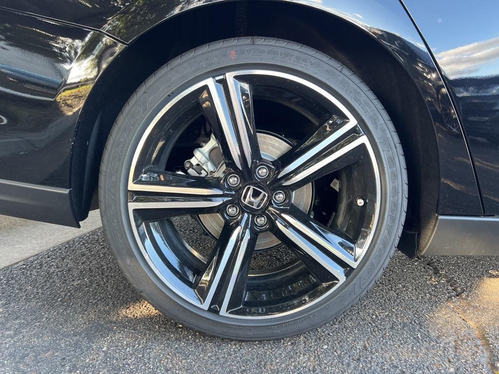 new 2025 Honda Accord Hybrid car, priced at $34,850