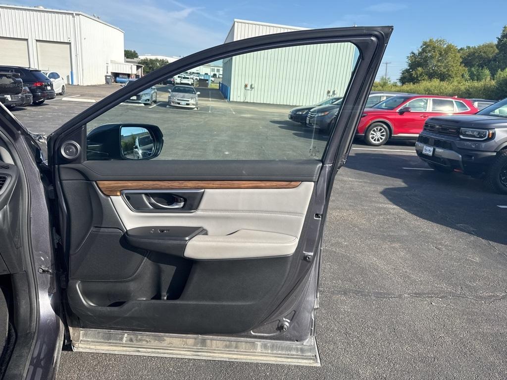 used 2021 Honda CR-V car, priced at $27,519