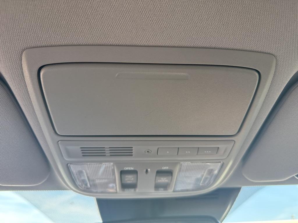 used 2021 Honda CR-V car, priced at $27,519