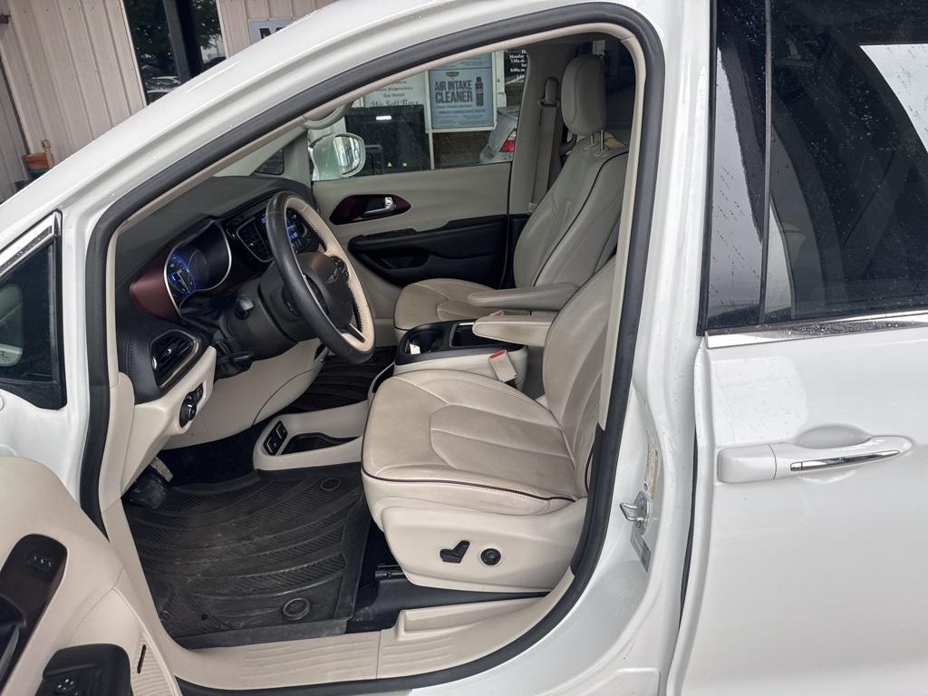 used 2017 Chrysler Pacifica car, priced at $16,887