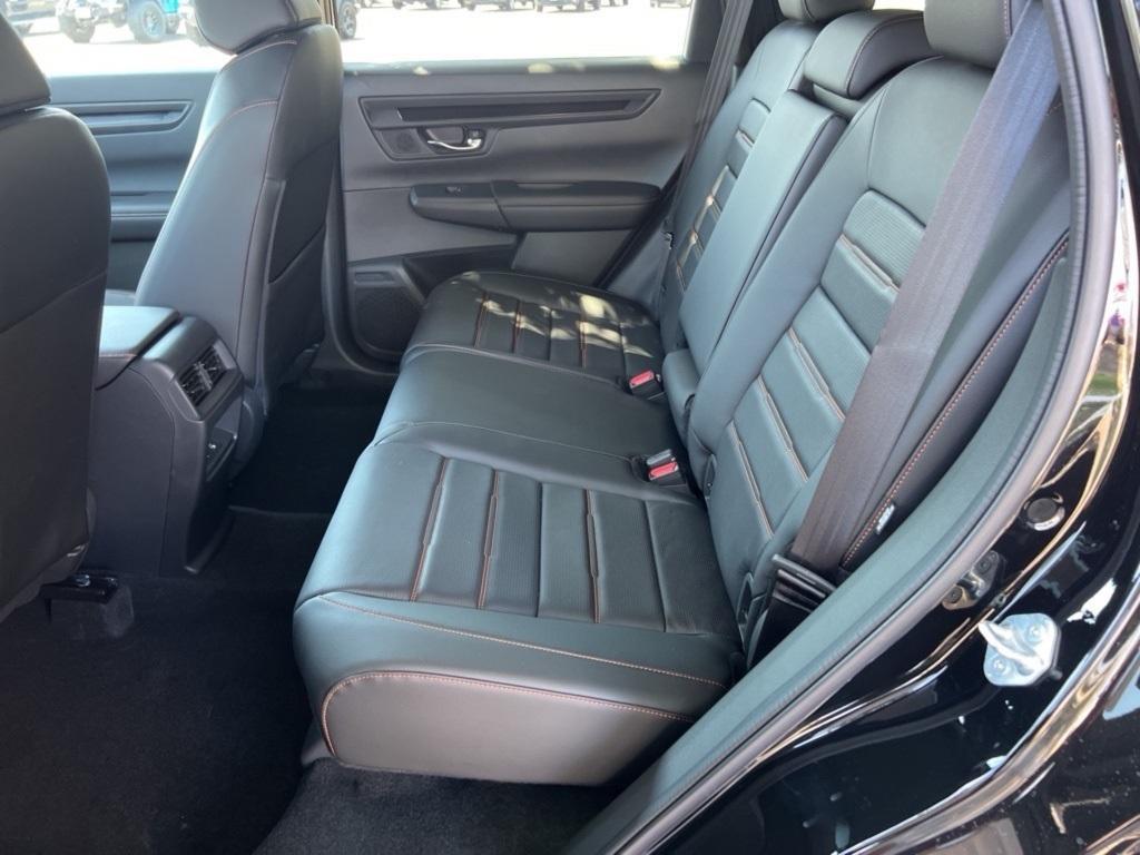 new 2026 Honda CR-V Hybrid car, priced at $41,675