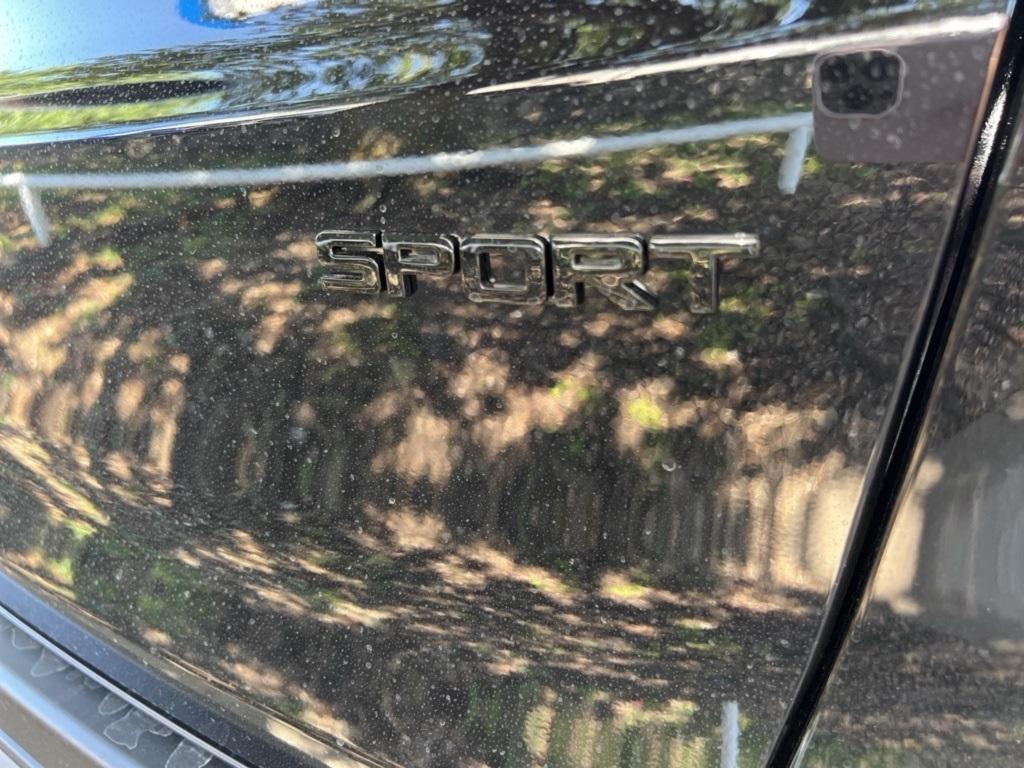 new 2026 Honda CR-V Hybrid car, priced at $41,675