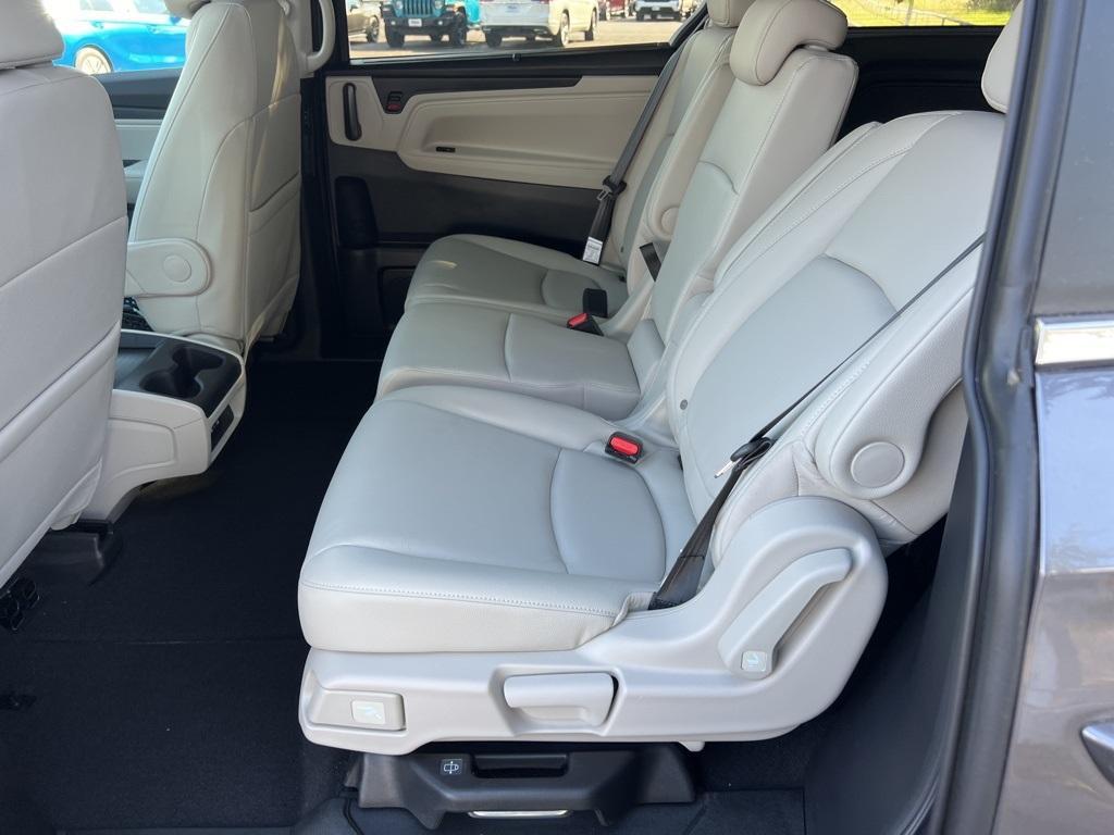 new 2026 Honda Odyssey car, priced at $45,320