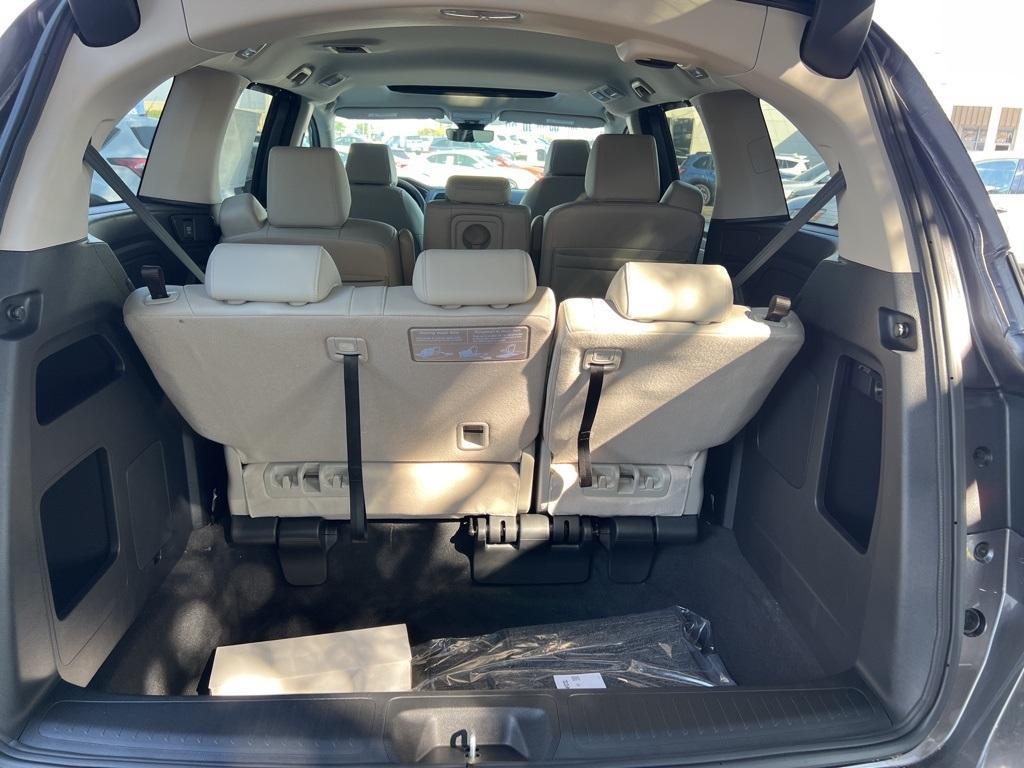 new 2026 Honda Odyssey car, priced at $45,320