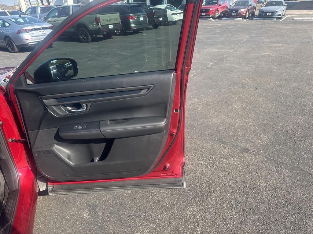 used 2024 Honda CR-V Hybrid car, priced at $33,138