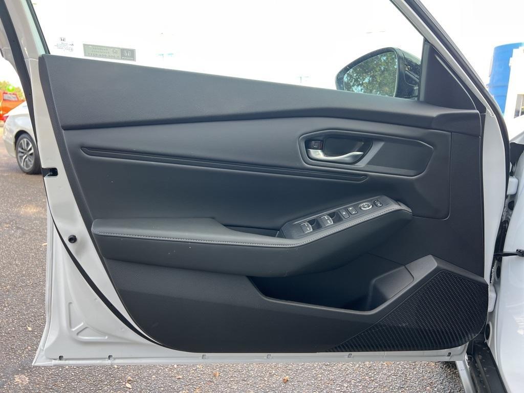 new 2025 Honda Accord Hybrid car, priced at $35,560