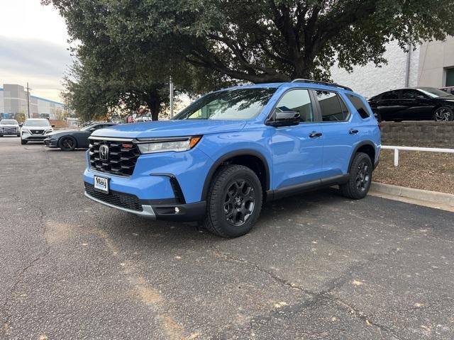 new 2025 Honda Pilot car, priced at $51,250