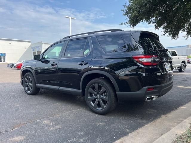 new 2025 Honda Pilot car, priced at $43,395