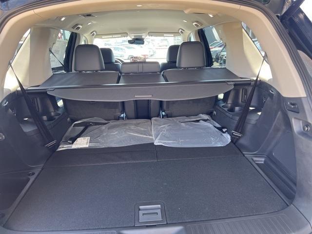 new 2025 Honda Pilot car, priced at $45,680