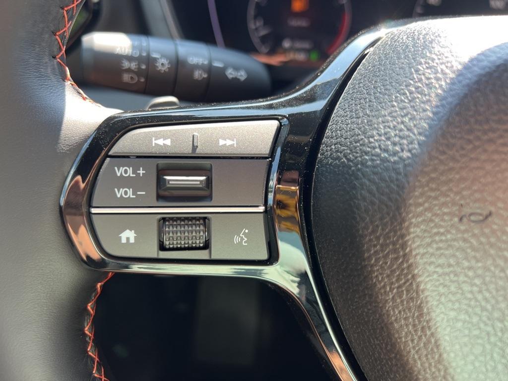 new 2025 Honda Pilot car, priced at $50,850