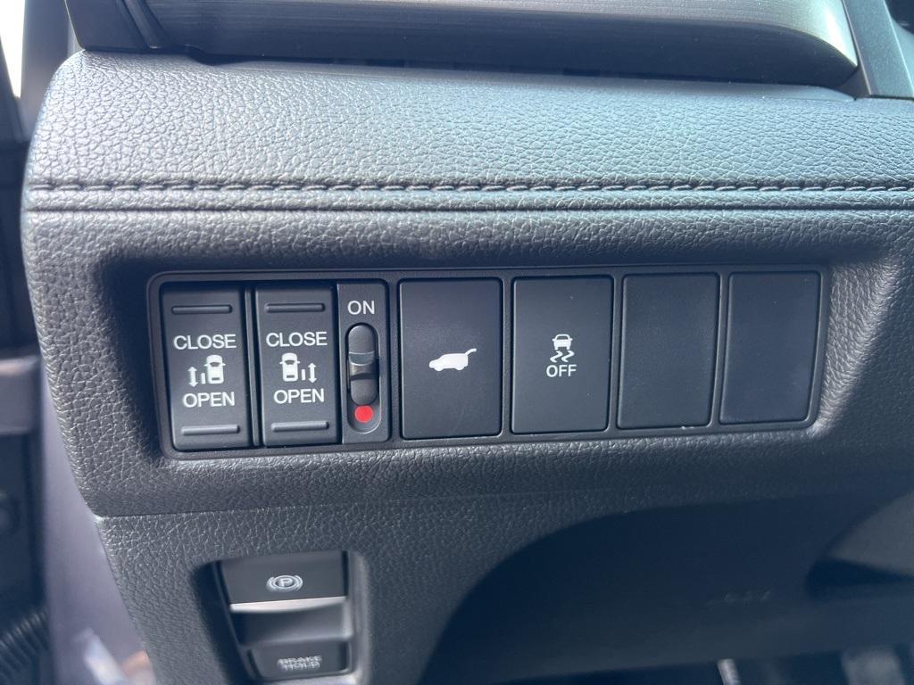 new 2026 Honda Odyssey car, priced at $45,250