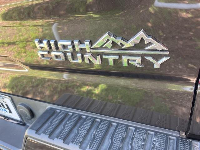 used 2021 Chevrolet Silverado 1500 car, priced at $40,299