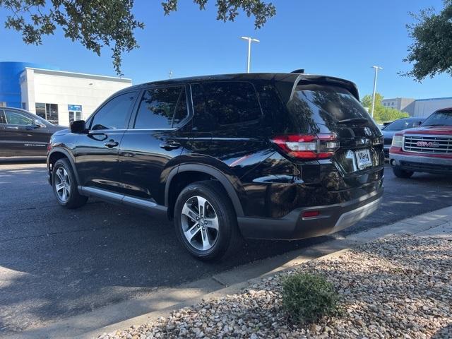 used 2023 Honda Pilot car, priced at $37,998