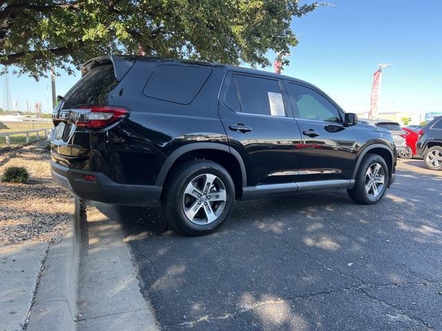 used 2023 Honda Pilot car, priced at $37,998