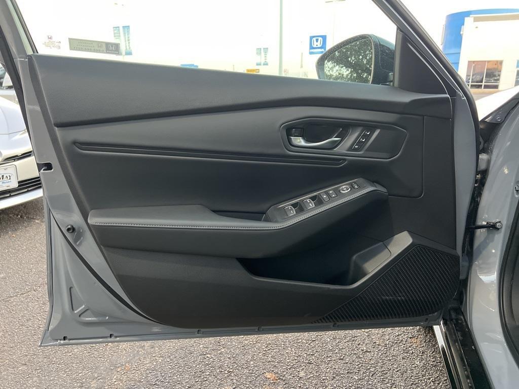 new 2025 Honda Accord Hybrid car, priced at $37,025