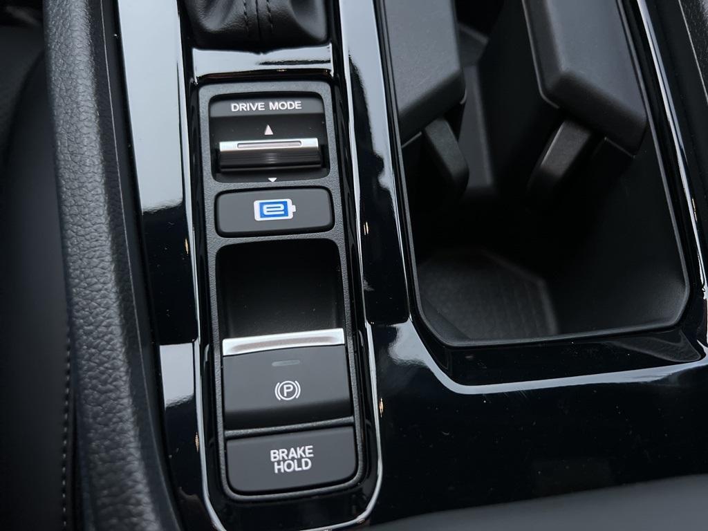 new 2025 Honda Accord Hybrid car, priced at $37,025