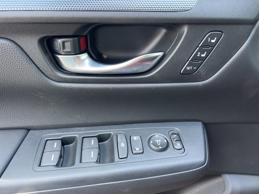 new 2026 Honda CR-V Hybrid car, priced at $42,130