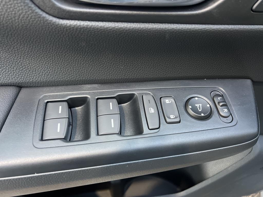 new 2026 Honda CR-V Hybrid car, priced at $40,630