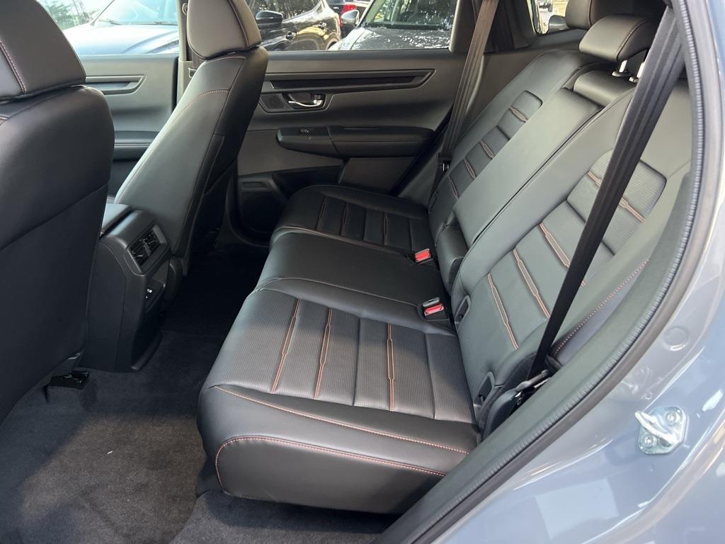 new 2026 Honda CR-V Hybrid car, priced at $40,630